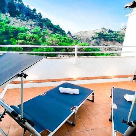 Grazalema - Casita La Calma - Incredible Views, Clima Frio-Calor, Wifi & Private Parking Optional Villa Kültér fotó
