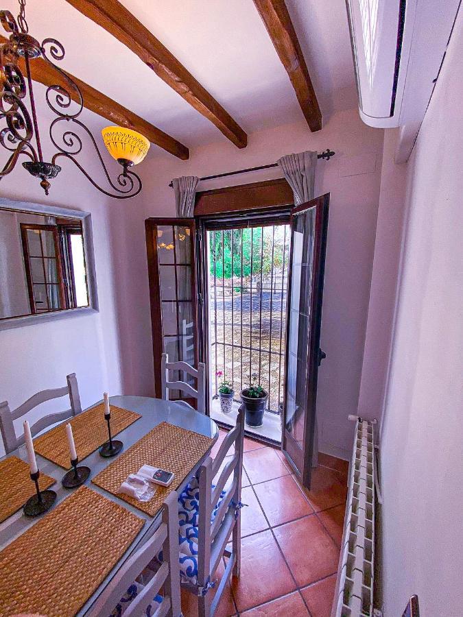 Grazalema - Casita La Calma - Incredible Views, Clima Frio-Calor, Wifi & Private Parking Optional Villa Kültér fotó